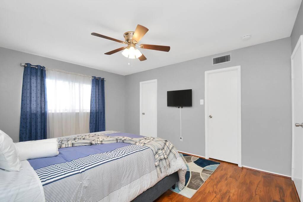 Double Master Suites Condo Near Med Ctr, Nrg Arena 2 ヒューストン エクステリア 写真